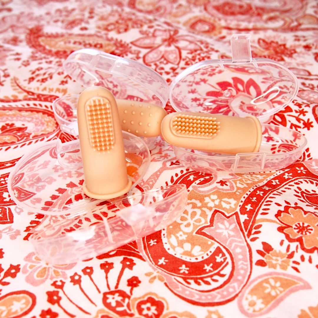 Set mit 3 weichen Babyzahnbürsten